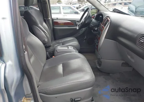 2005 Chrysler Town & Country Limited z USA, uszkodzony, nr VIN 2C8GP64L05R319265